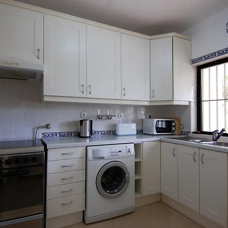Gaivota Apartment *